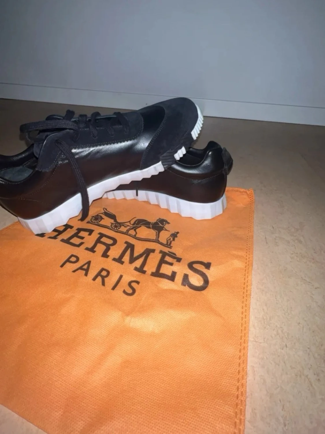 Svarta Sneakers - 1
