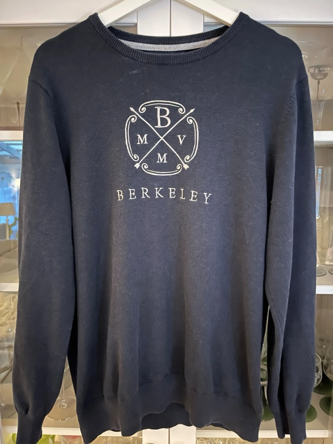 Mörkblå sweatshirt från Berkeley