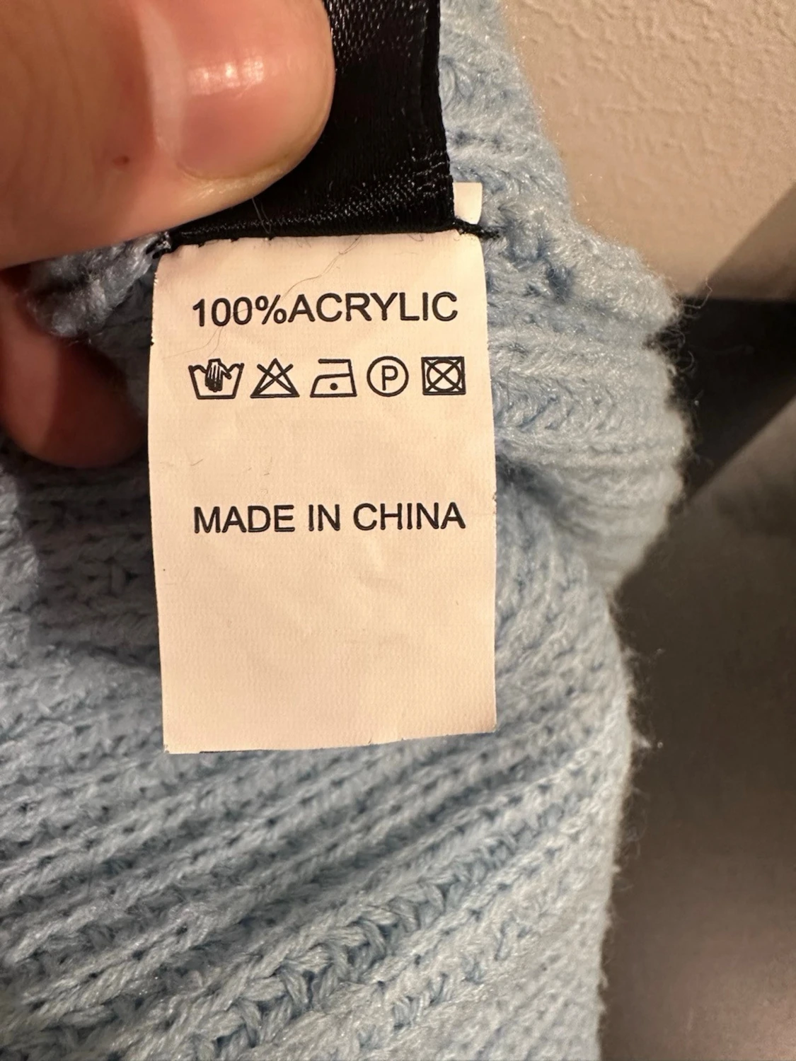 Ljusblå stickad tröja med pärlor - 4