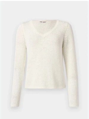 Vit stickad tröja med v-ringning - vitlångärmad tröja som är ”ihålig”. Använd 3 gånger.