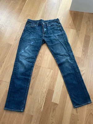 Levis 511 - Slim jeans med stretch. Storlek w32 L32-