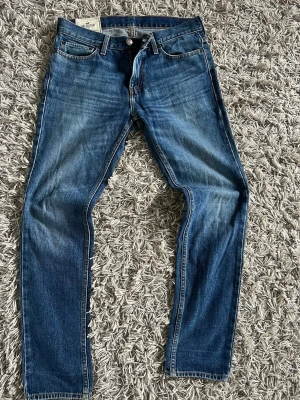Hollister Jeans  - Säljer ett par snygga Hollister jeans | Storlek W30 L30 | Straightfit | Pris går att diskutera | Skriv gärna vid funderingar |🙌🙌🙌