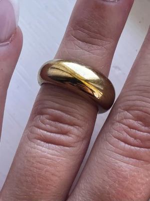 Edblad ring - Säljer denna guldiga Edblad ringen i storlek 16,8! 🌸 Nypris:399kr