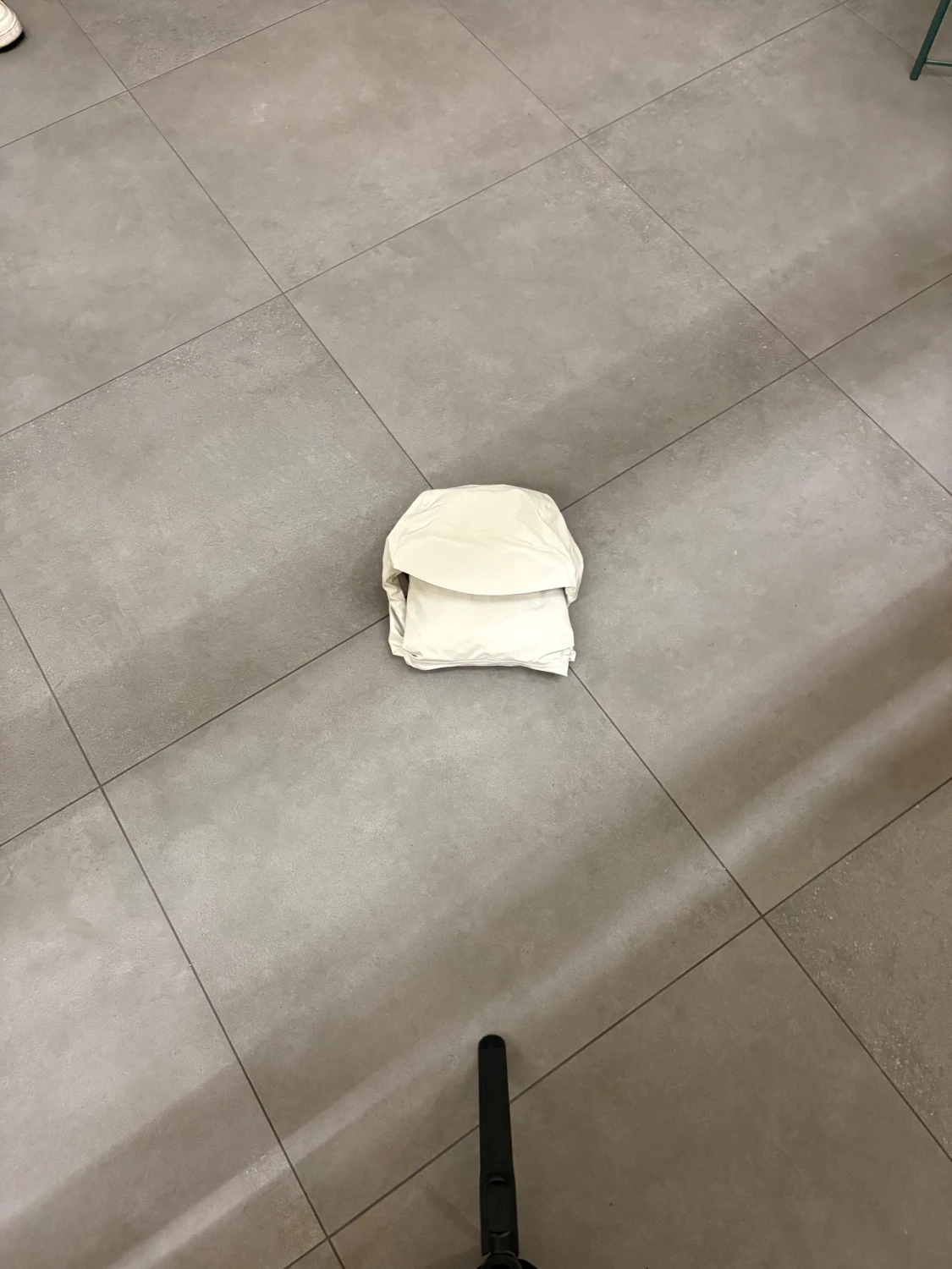 Vit Arc'teryx vindjacka med huva - 3