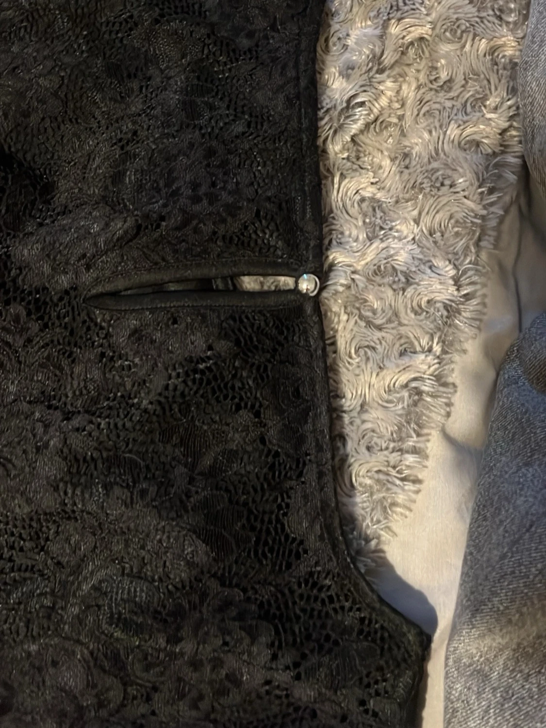 Svart spetsblus med trekvartsärm - 2