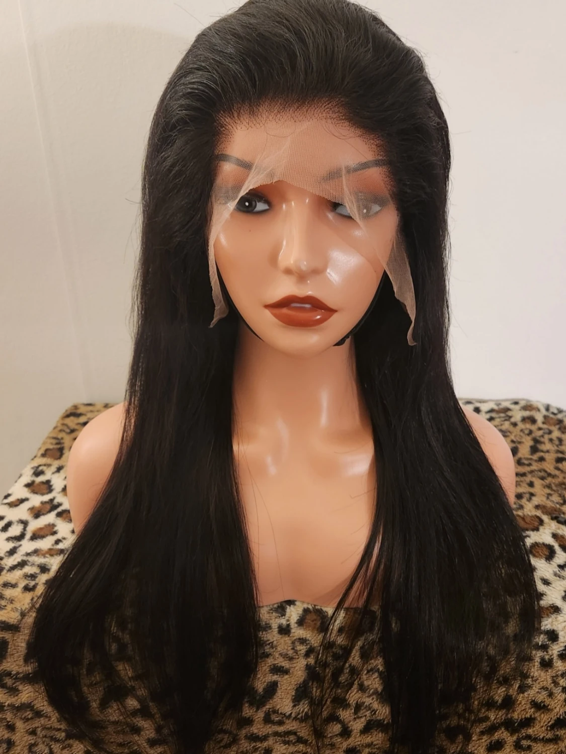 Svart rak peruk med mittbena - 1