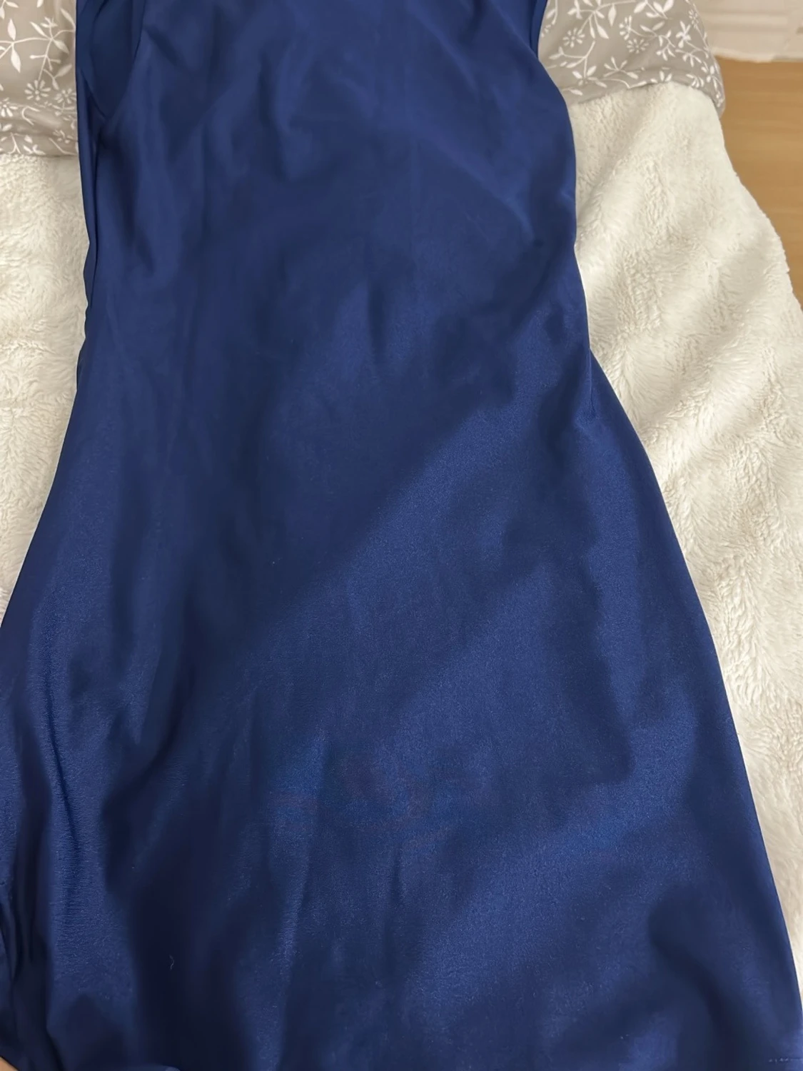 Marinblå axelbandslös klänning - 2