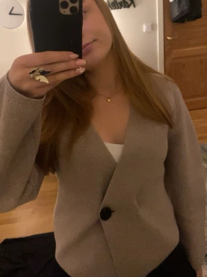 Beige kofta - Super fin från inwear💗💗