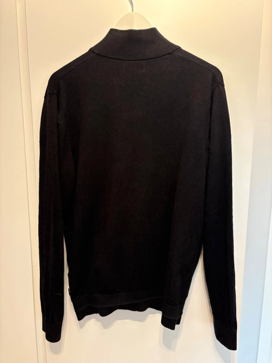 Svart ziptröja från Jack & Jones - 2