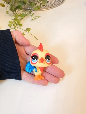 littlest pet shop - Littlest pet shop tupp authentisk  Finns fler i min profil för bundle, följ gärna för att se fler jag lägger ut.