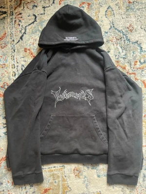Vetements Metal hoodie AW16 - storlek s.