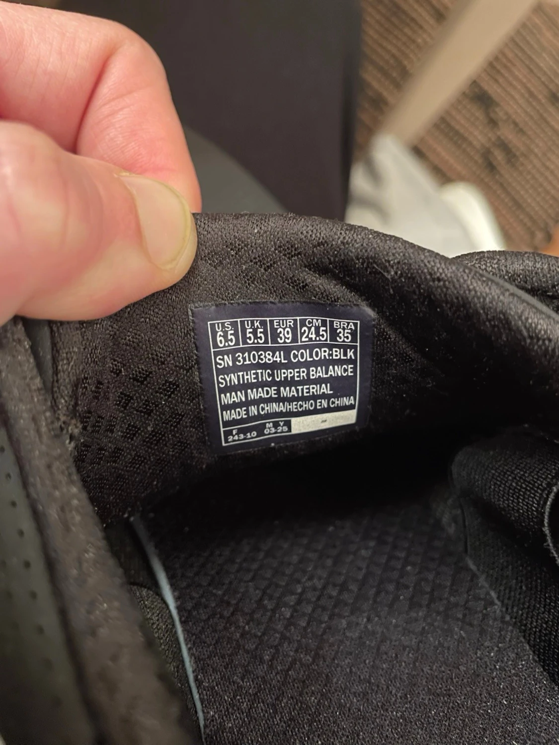 Svarta Skechers sneakers med vit sula - 3