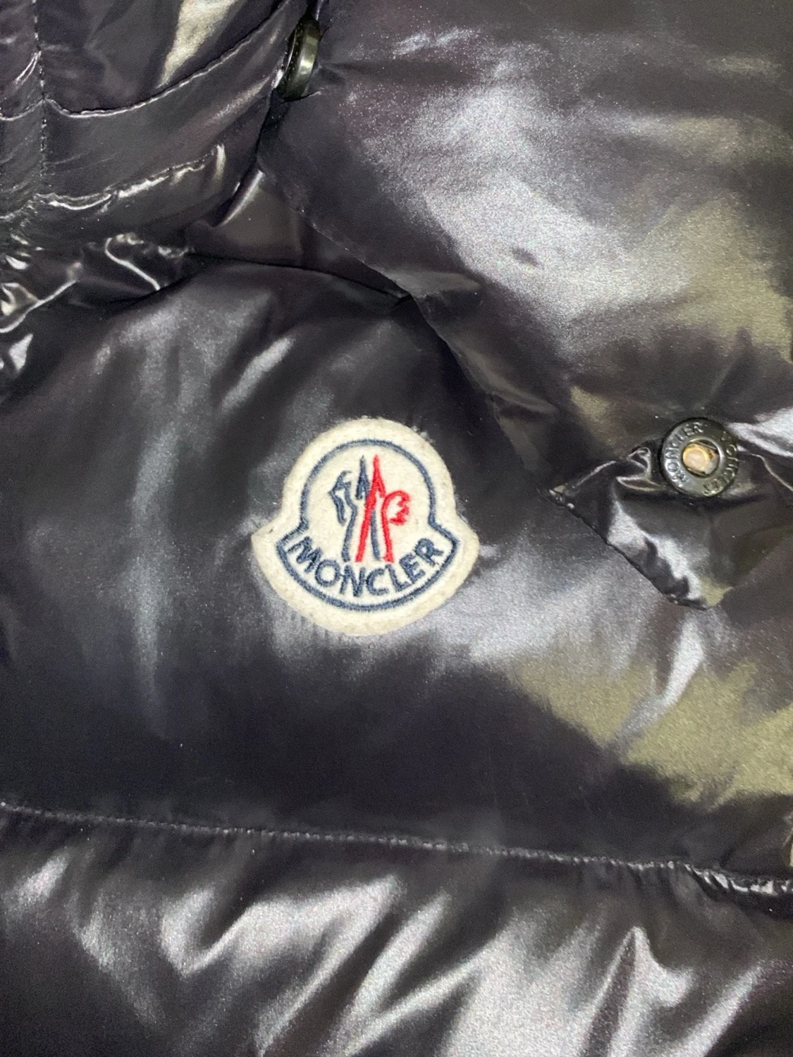 Svart dunväst från Moncler med huva - 3