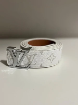 Lv bälte  - Helt ny 