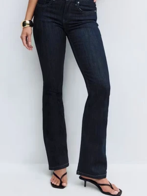 Mörkblå bootcut jeans Ginatricot - Mörkblåa jeans från Ginatricot, aldrig använda✨