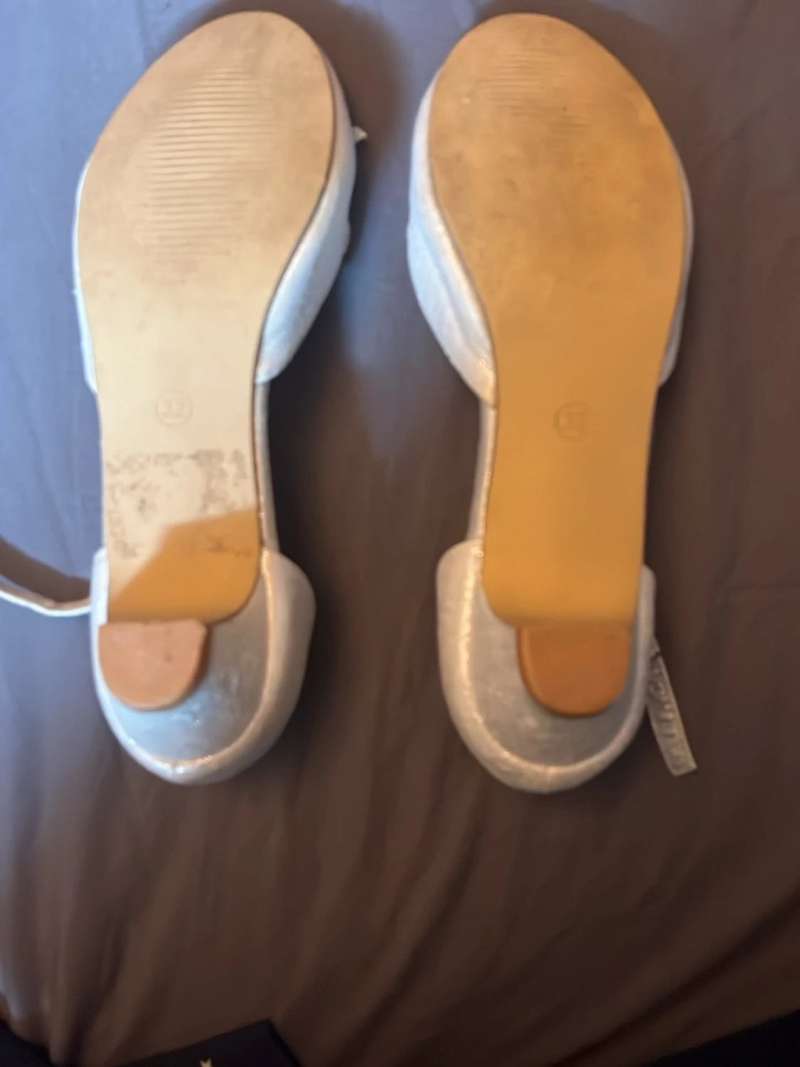 Silvriga ballerinaskor med rosett - 1