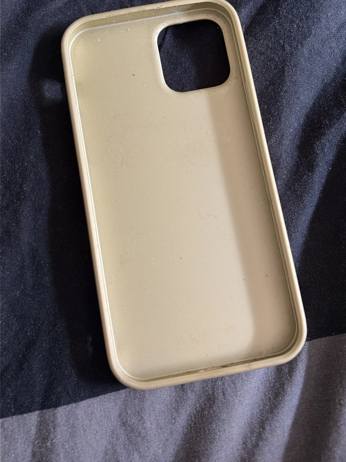 Beige mobilskal Guess monogram iPhone 12 Pro  - 1