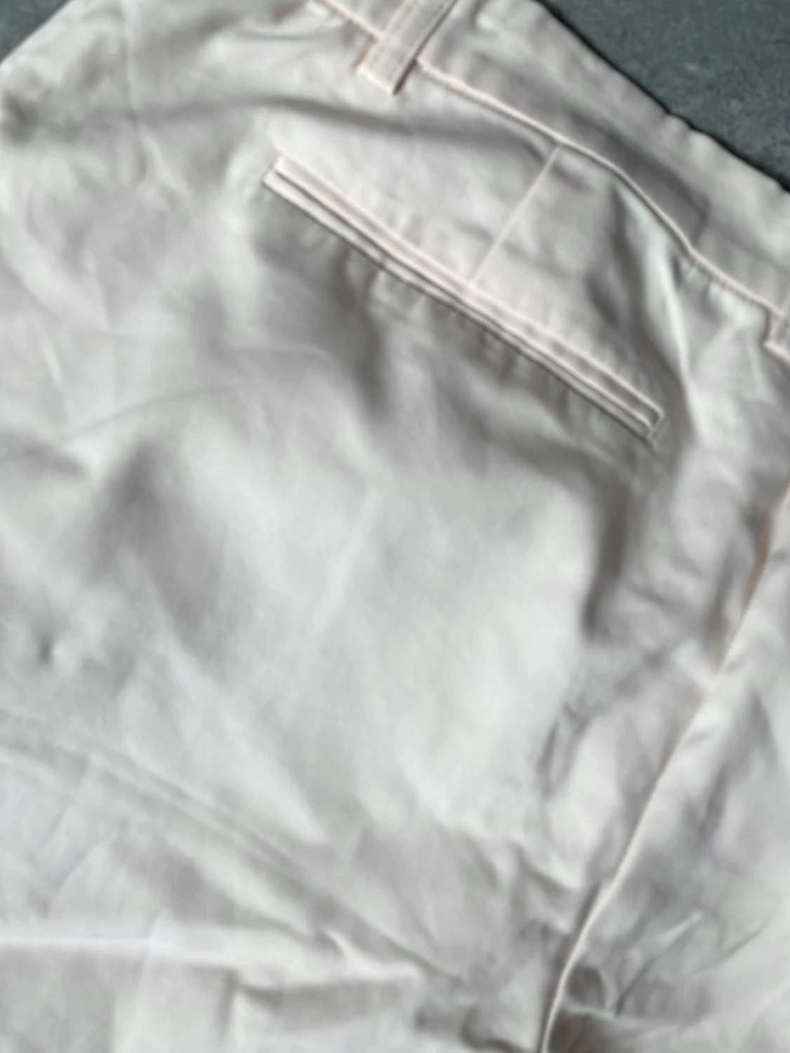 Ljusbeige chinos med raka ben - 1