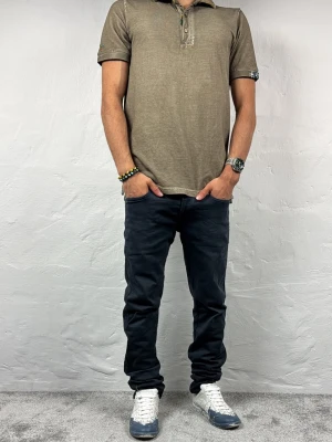 Replay jeans  - Ett par riktigt snygga jeans från Replay i storlek W28 L32 i modellen Anbbas Hyperflex 