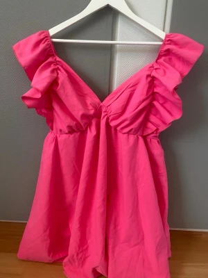 Rosa klänning - Rosa klänning från SHEIN