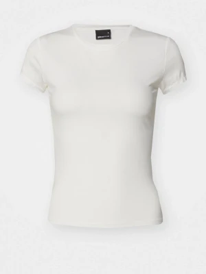 Vit tightt-shirt från Gina Tricot - En klassisk vit t-shirt från Gina Tricot med rund halsringning och korta ärmar. 