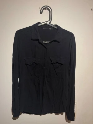 Skjorta ifrån lager 157  - Använd fåtal gånger