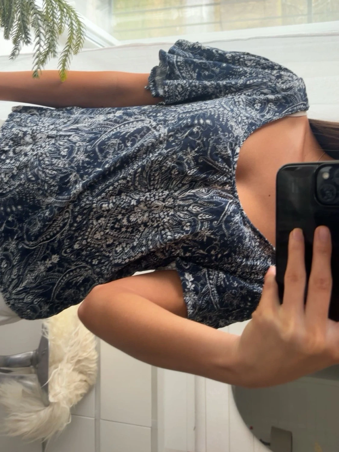 Blå t shirt med mönster - 3