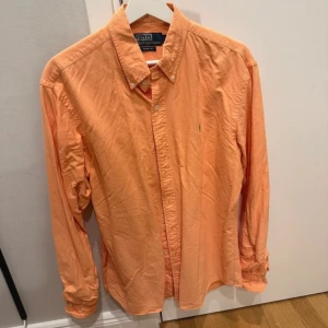 Ralph lauren skjorta - Ralph lauren skjorta bra skick kan behöva strykas bara