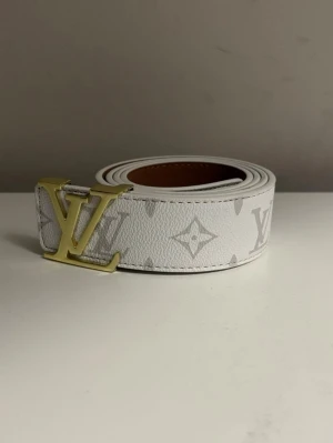 Lv bälte - Helt ny, skickas inom 1 dag