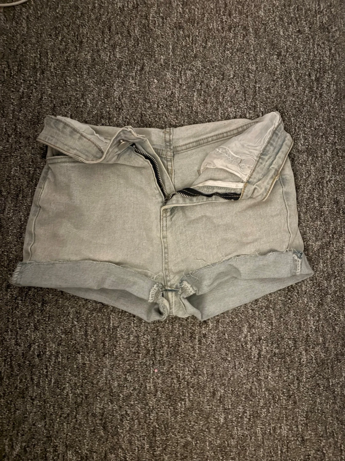 Ljusblå jeans shorts