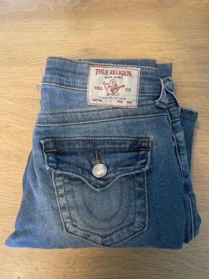  True Religion -  Använts 2-3 gånger. Strl 24 