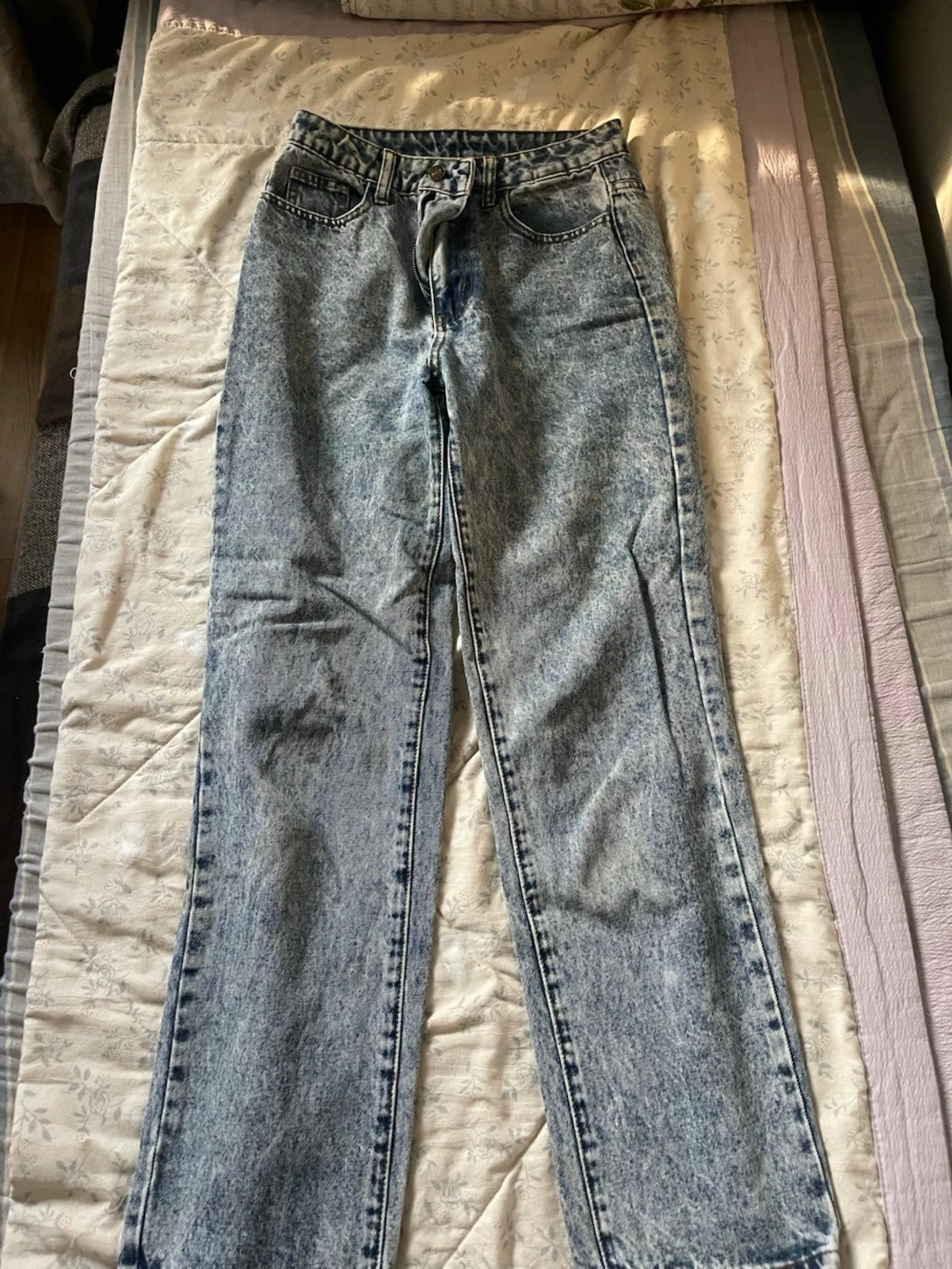 Acid wash raka jeans