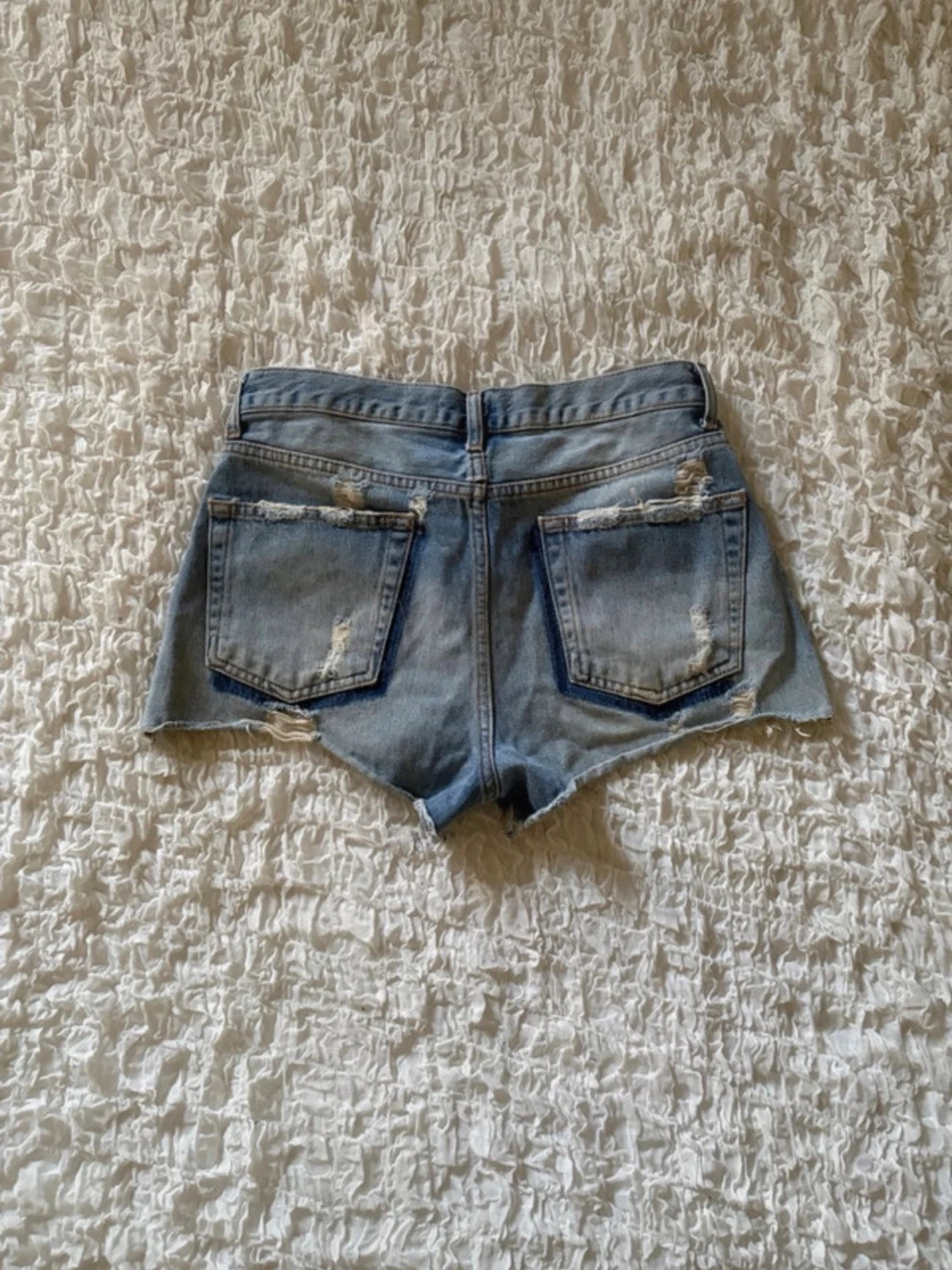 Coola slitna kontrast jeansshorts  - 1