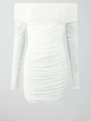 Vit offshoulder klänning i mesh - Material: polyester Storkek M fast sitter som S