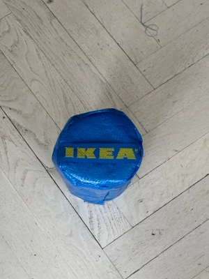Ikea Custom Golf Headcover - Ikea golfheadcover. Exklusiv Handgjord! Testad och ska passa alla drivers! ✅ Skickas snabbt! ✅ Fodrad på insidan! ✅ 