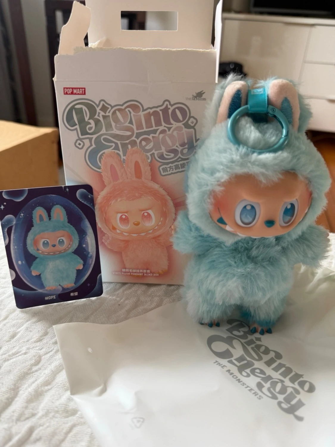 Labubu, Big Into Energy Pop Mart figur