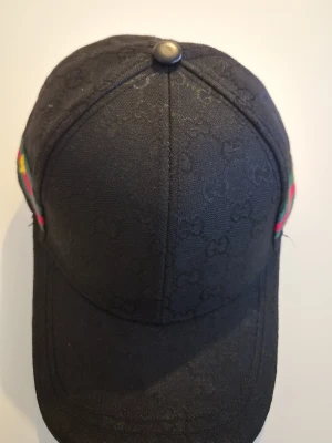 GG CAP - Gg cap and very good condition. Adjustable size. Mönster edition