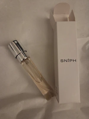 SNIPH - Piece of Cake - Piece of Cake EdP, ca 7ml.  Noter: Hallon, Vanilj, Choklad