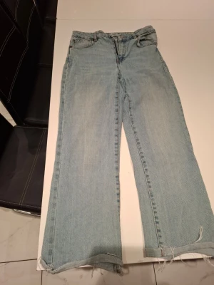 Jeans byxor lager157 - Nya byxor, skriv om du har några funderingar