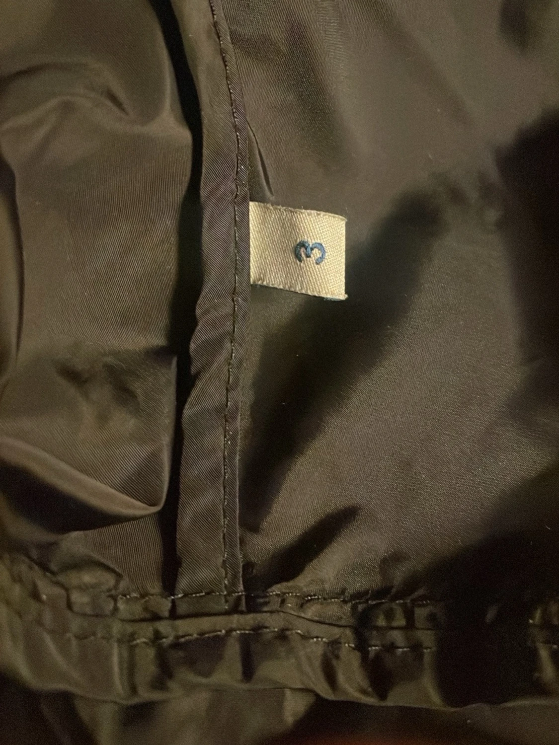 Svart Moncler vindjacka med huva - 5