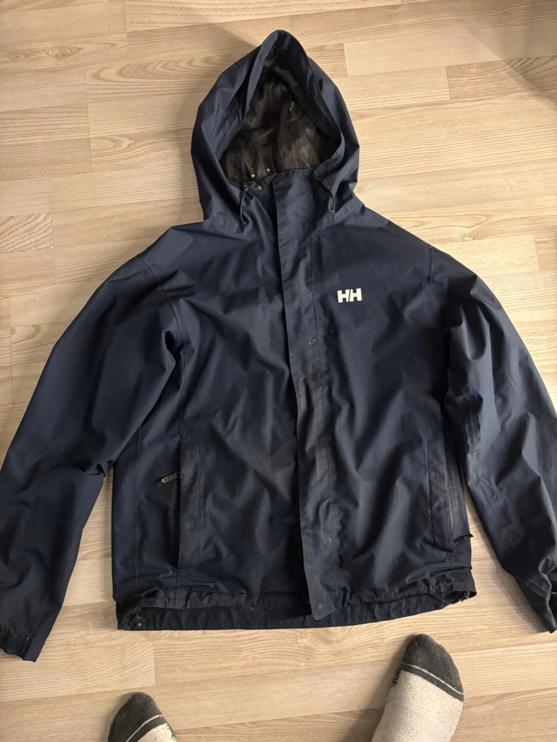 Mörkblå vindjacka från Helly Hansen