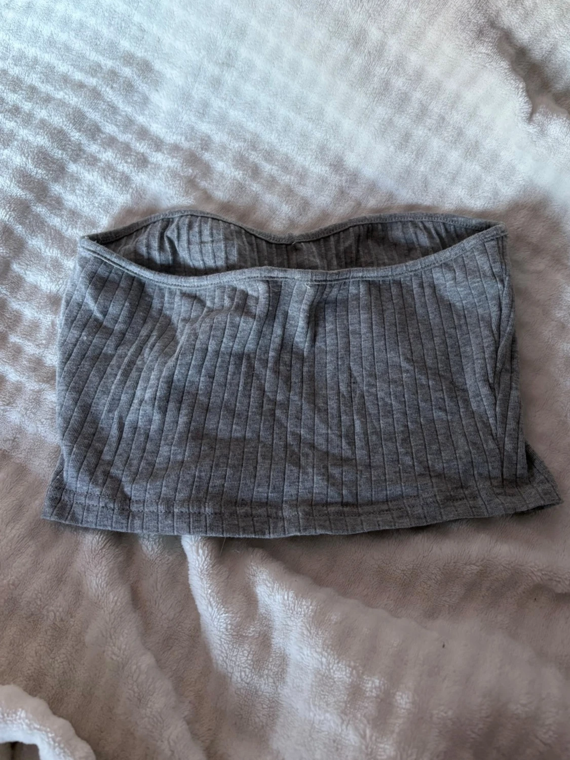 Grå ribbad bandeau tubtopp - 1