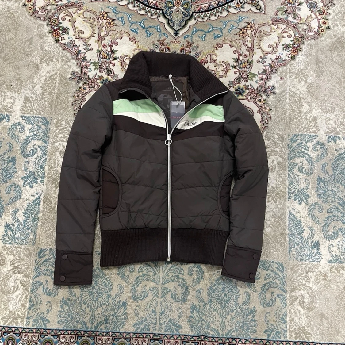 Brun pufferjacka från Eveline - 6