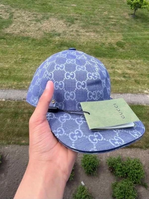 Helt ny Gg keps dubai färg  - Helt ny 