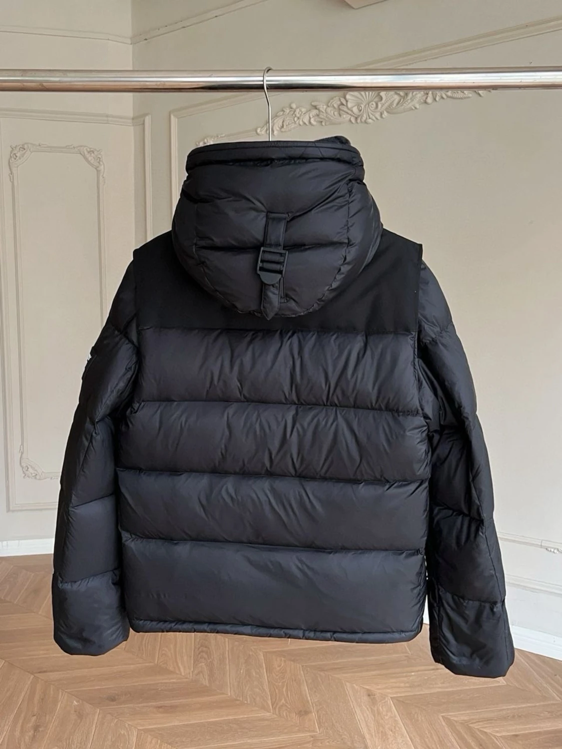 Svart dunjacka med huva Burberry - 2