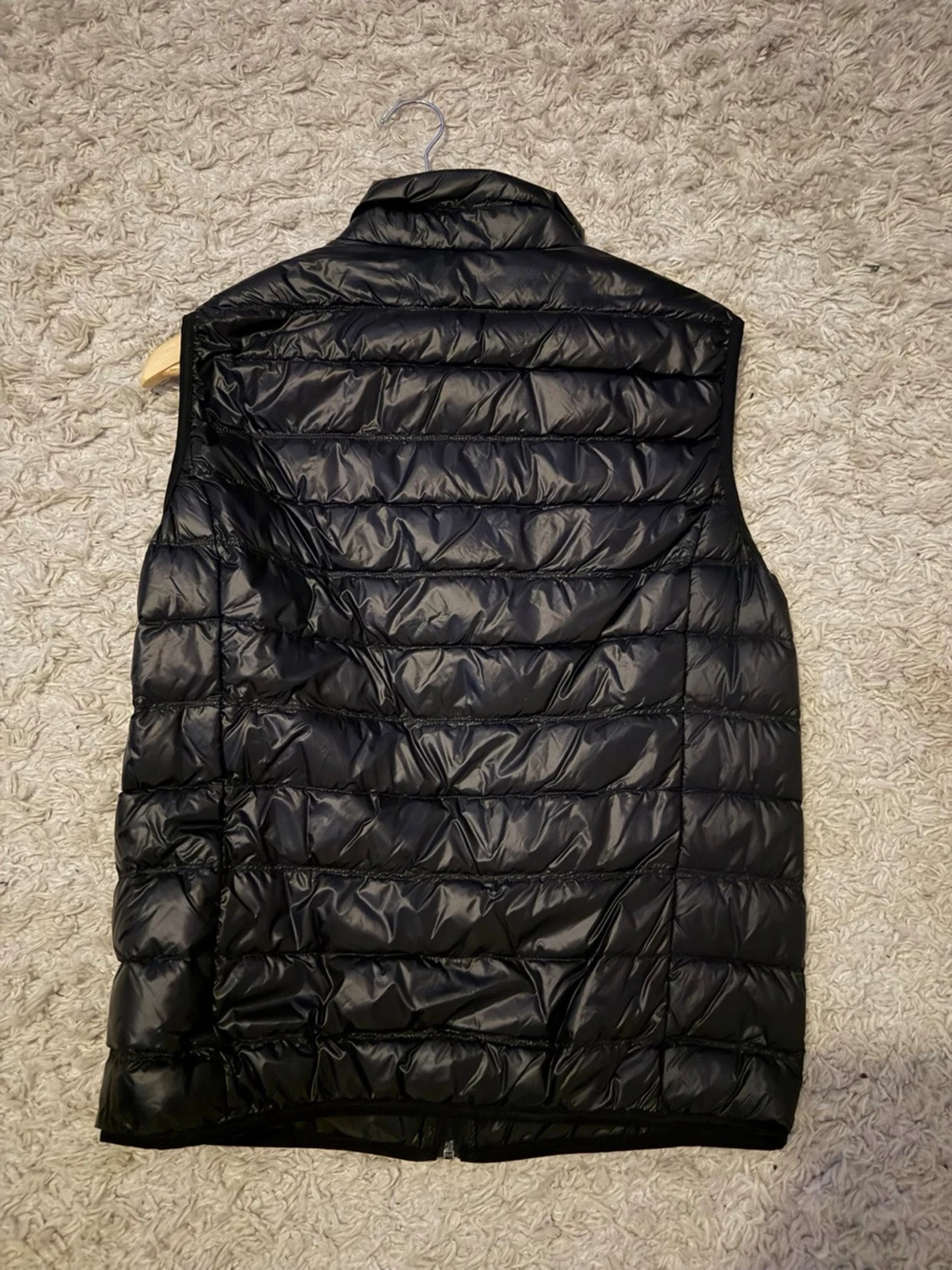 Svart dunväst från EA7 Emporio Armani - 2