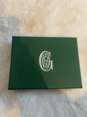 Svart G plånbok  - Svart G plånbok 