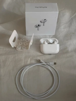 TWS hörlurar - Säljer dessa tws hörlurar!!