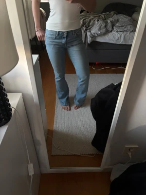 Lager 157 jeans  - Snygga jeans från lager, är i storlek xs i den kofta längden💞