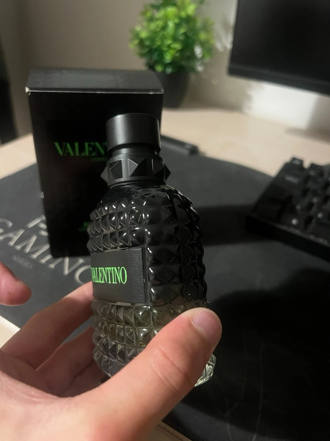 Valentino Uomo parfym svart/grön - 2